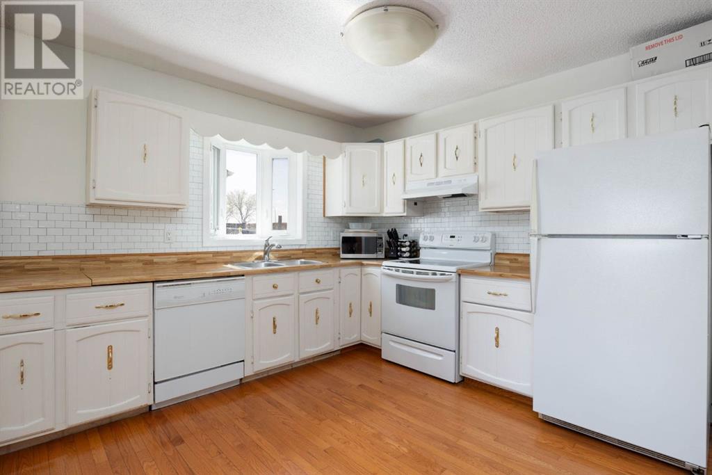 173 Oaks Crescent, Fort McMurray, Alberta