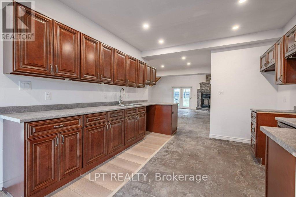 Photo 10 of 311 Thomas Street, Deseronto ON
