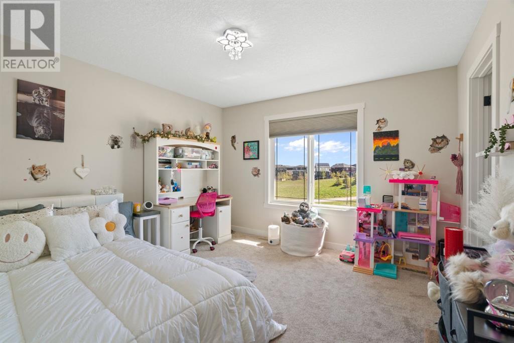 40 Emberside Green, Cochrane