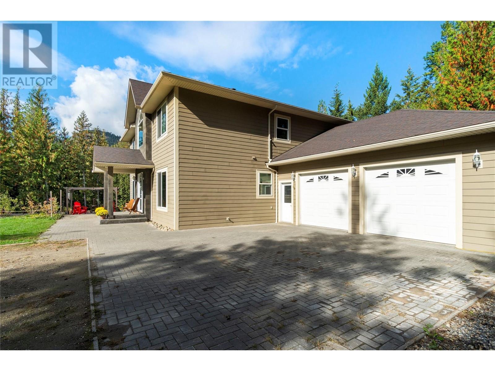  1534 Recline Ridge Road, Tappen