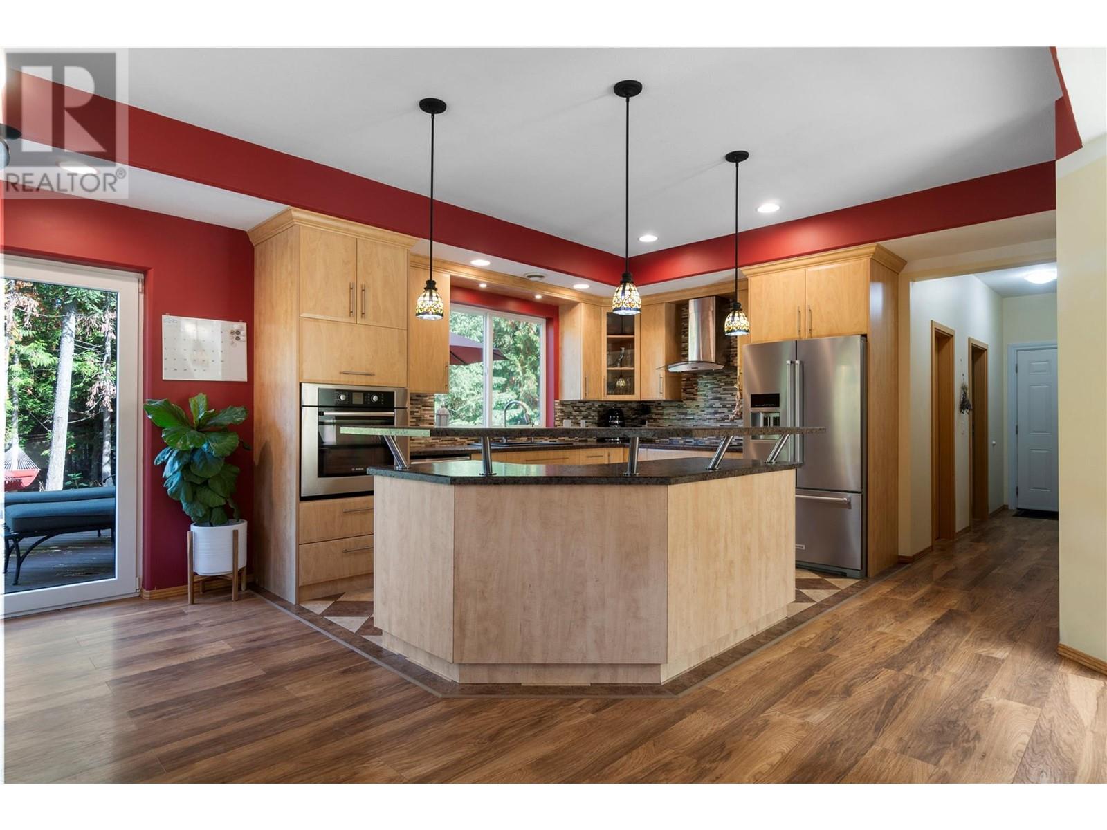  1534 Recline Ridge Road, Tappen