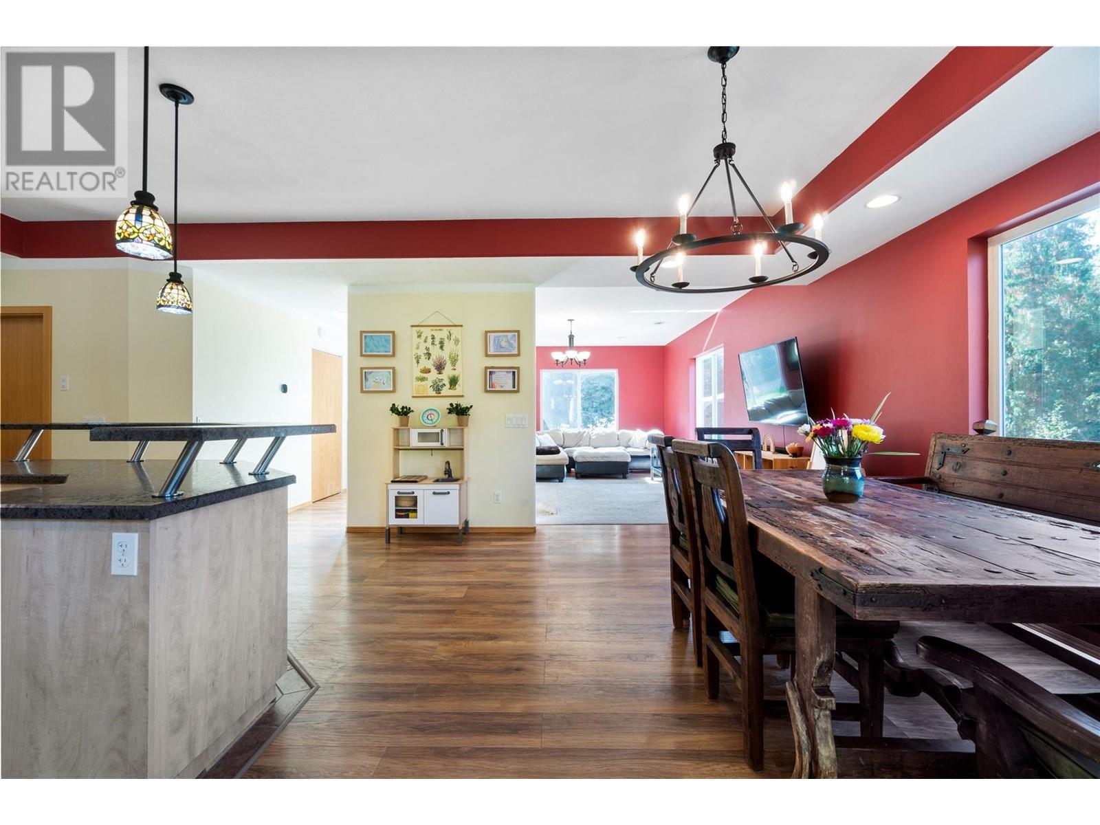  1534 Recline Ridge Road, Tappen