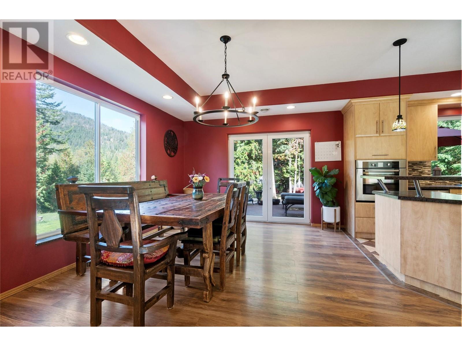  1534 Recline Ridge Road, Tappen