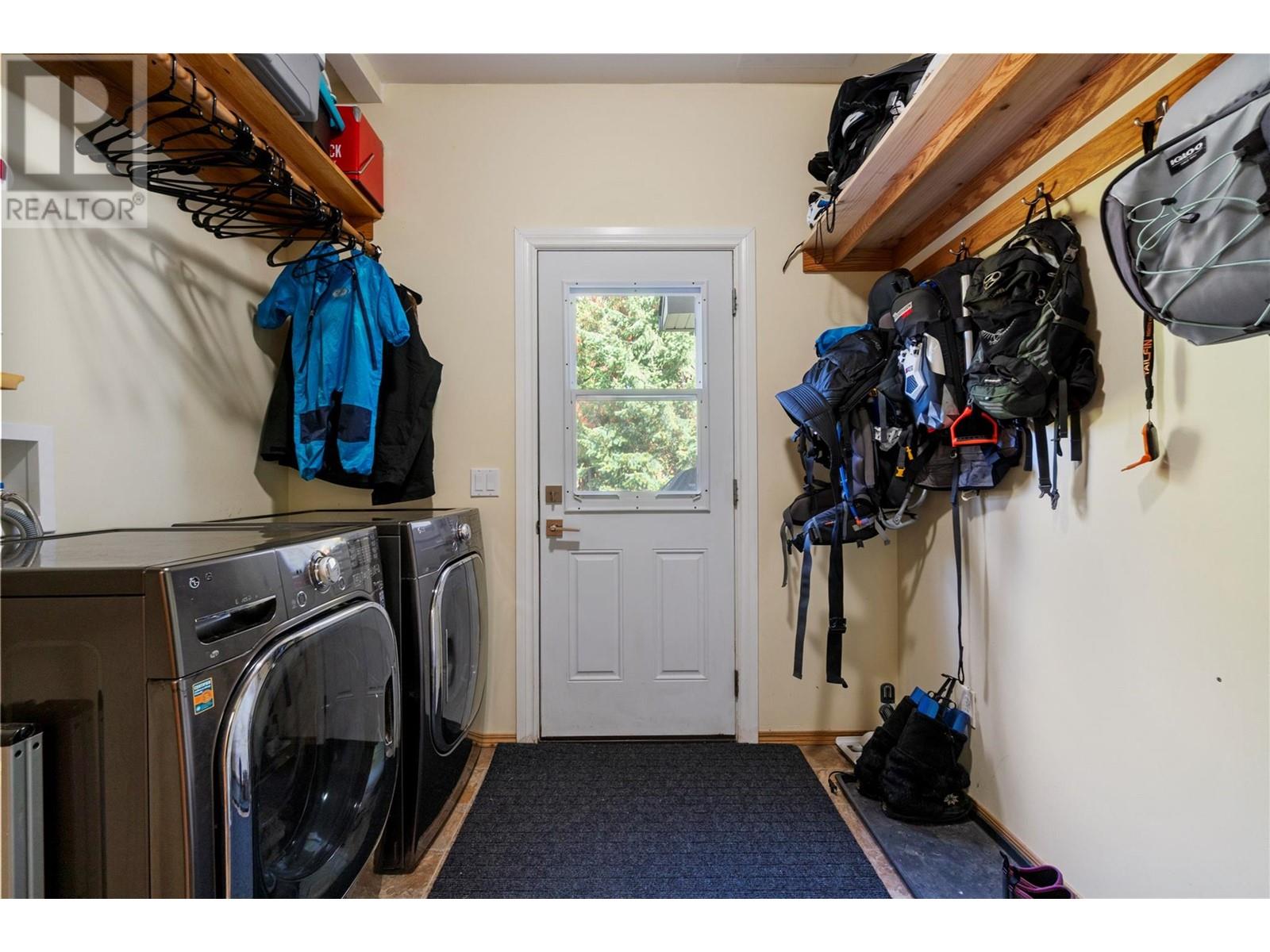  1534 Recline Ridge Road, Tappen