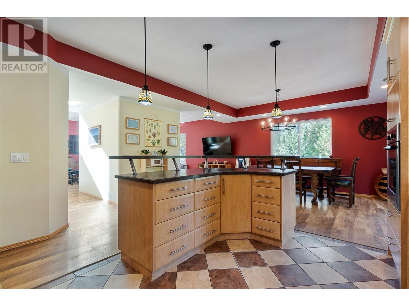  1534 Recline Ridge Road, Tappen