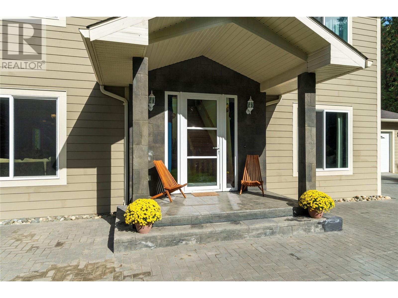  1534 Recline Ridge Road, Tappen