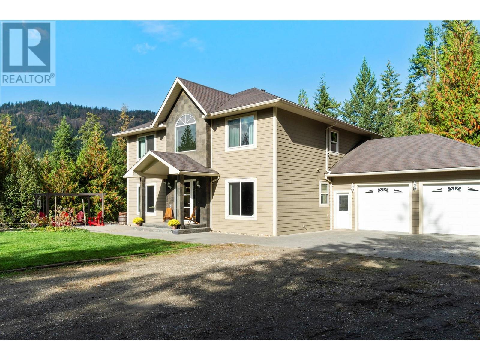  1534 Recline Ridge Road, Tappen