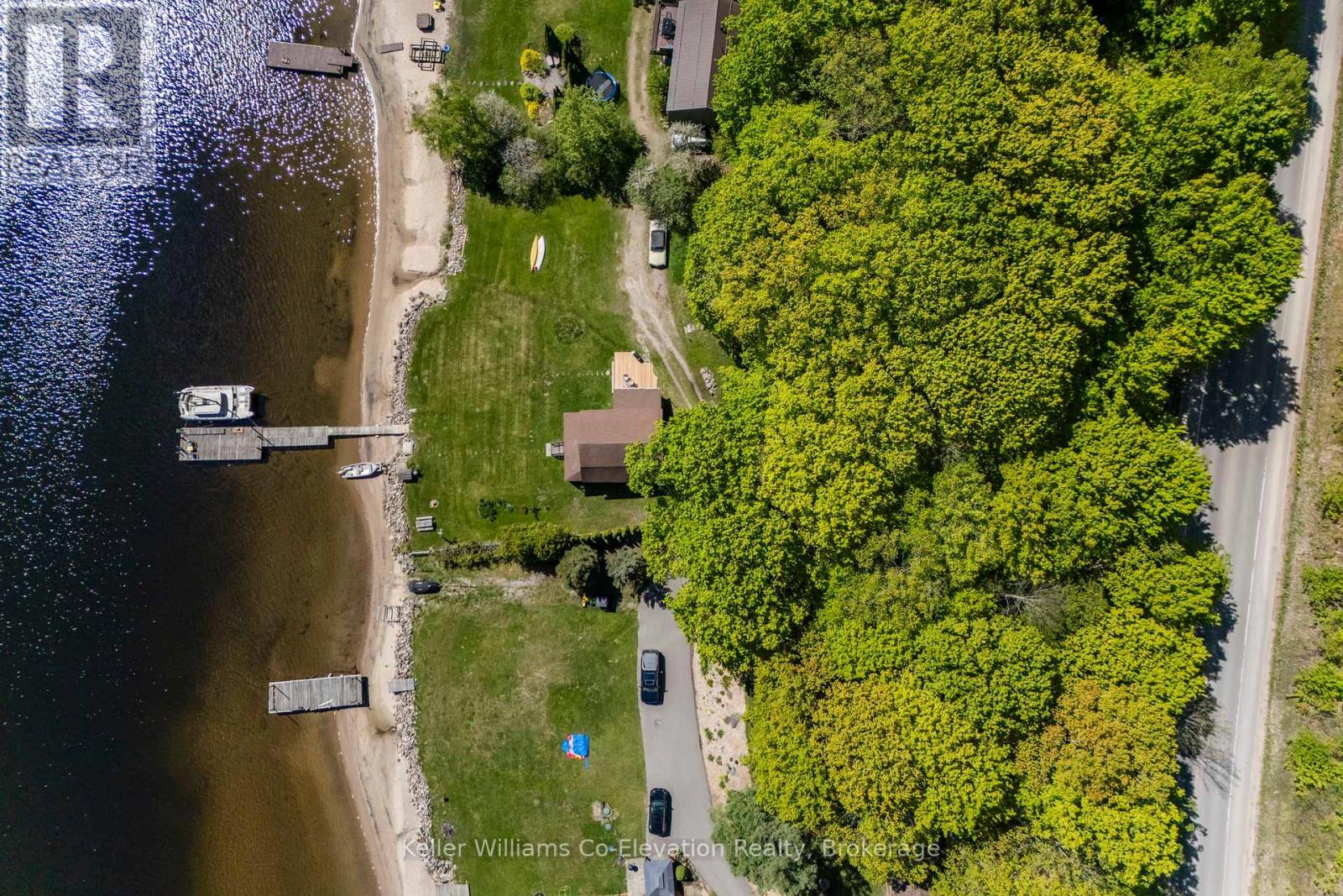 Photo 3 of 437 Champlain Road, Penetanguishene ON