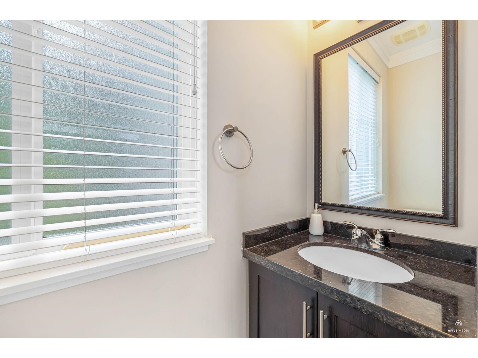 Photo 14 of 36 14356 63 A Avenue, Surrey BC