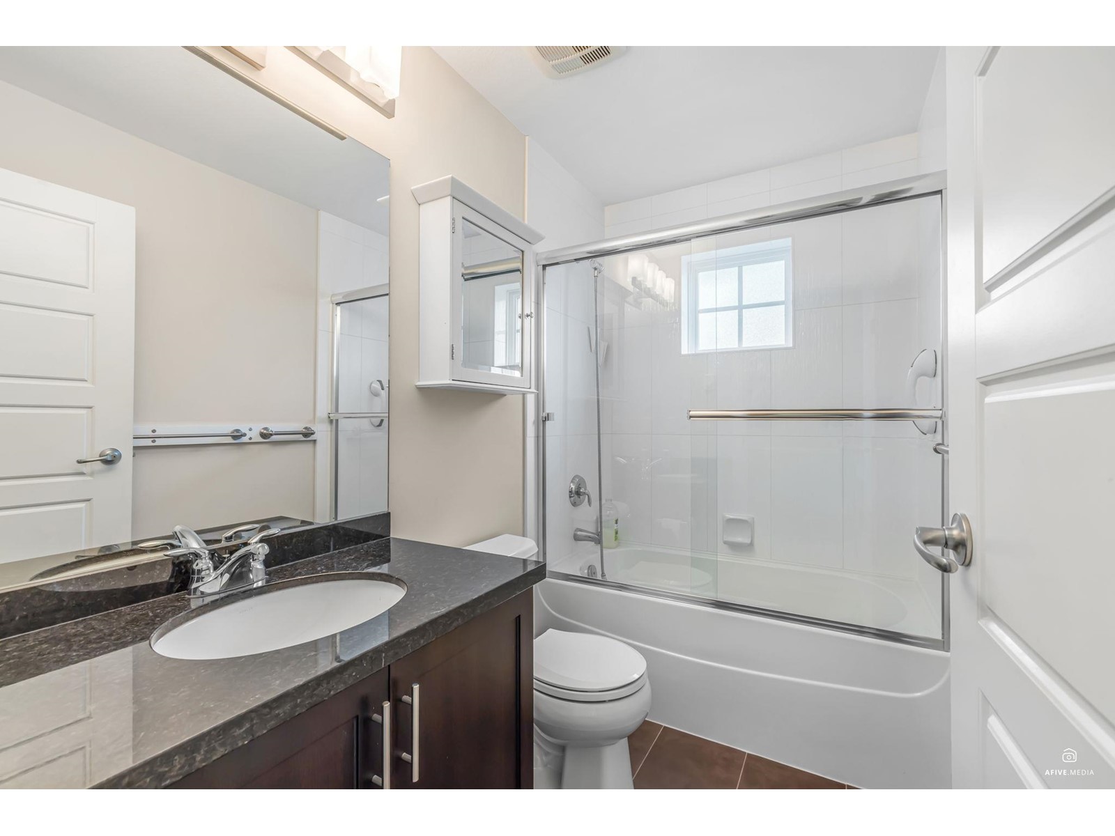 Photo 19 of 36 14356 63 A Avenue, Surrey BC