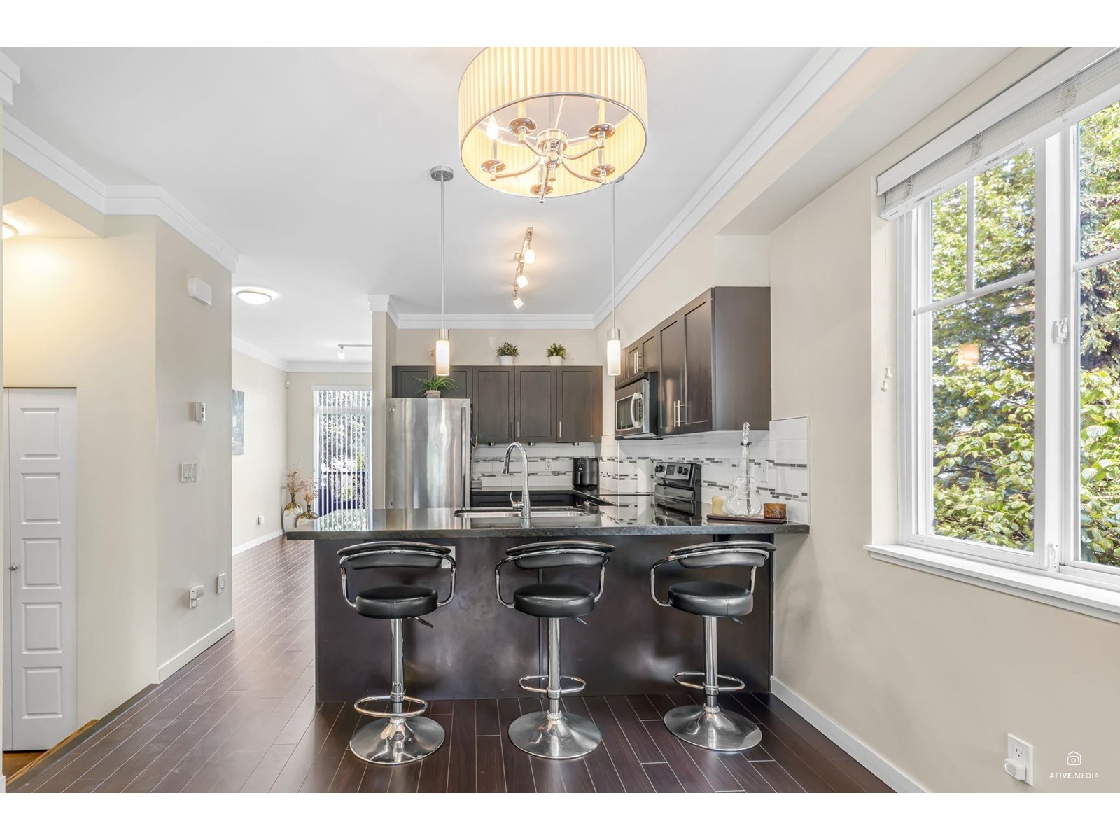 Photo 9 of 36 14356 63 A Avenue, Surrey BC