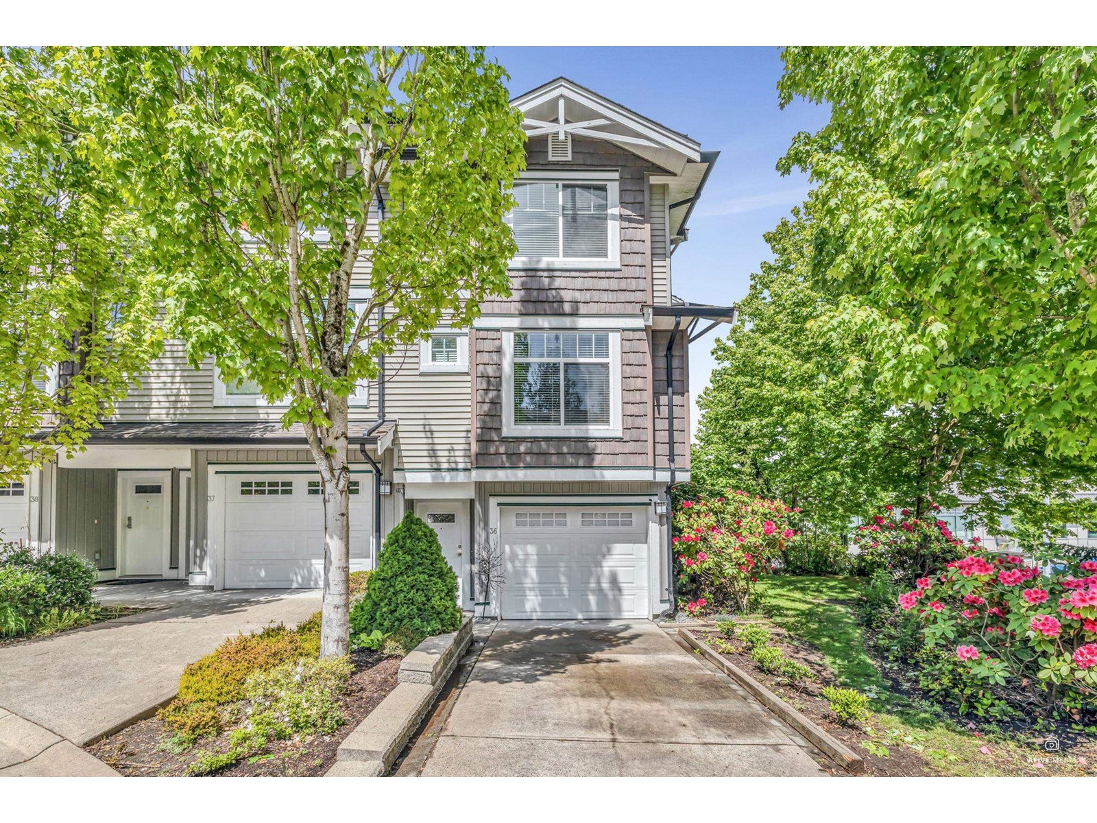 Photo 1 of 36 14356 63 A Avenue, Surrey BC