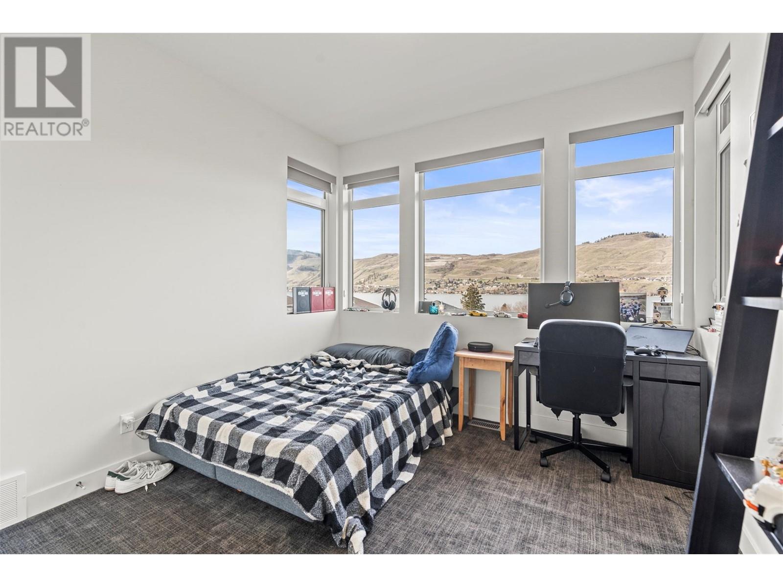  1021 Longacre Place, Vernon