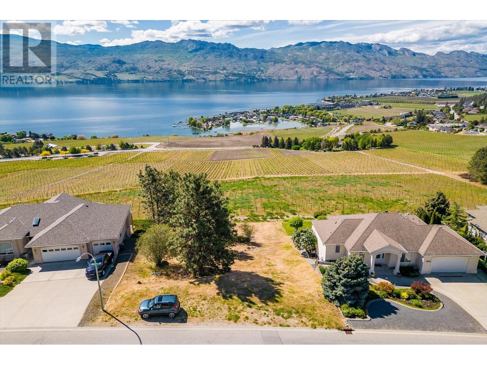  1345 Gregory Road, West Kelowna