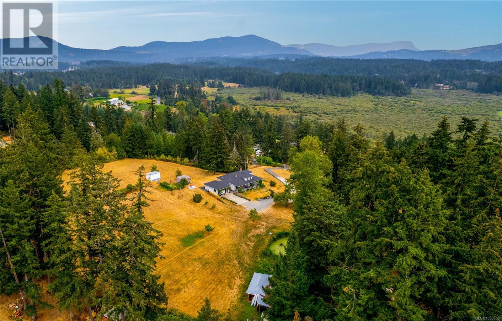 Photo 4 of 6742 Norcross Rd, Duncan BC