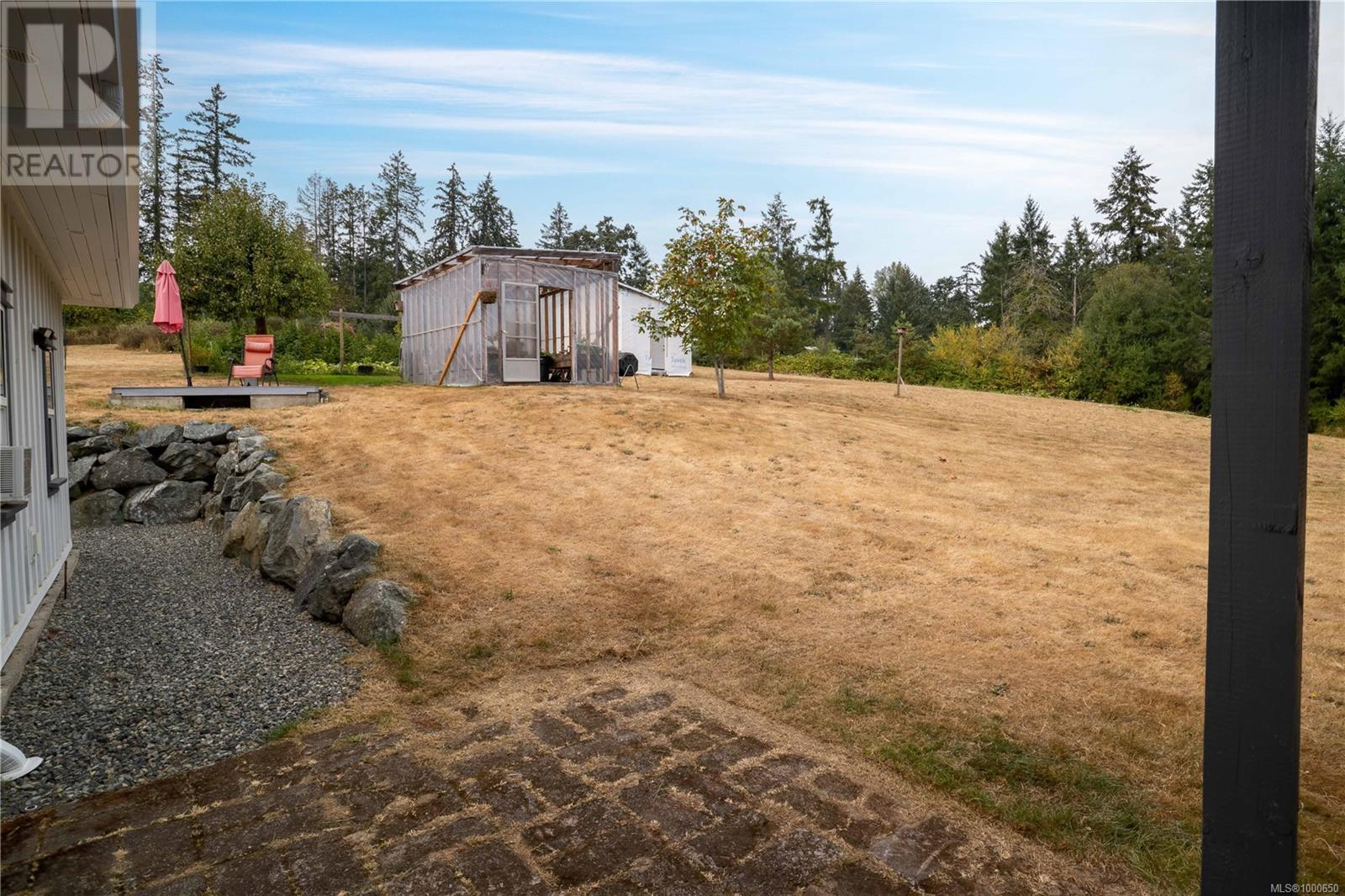 Photo 5 of 6742 Norcross Rd, Duncan BC