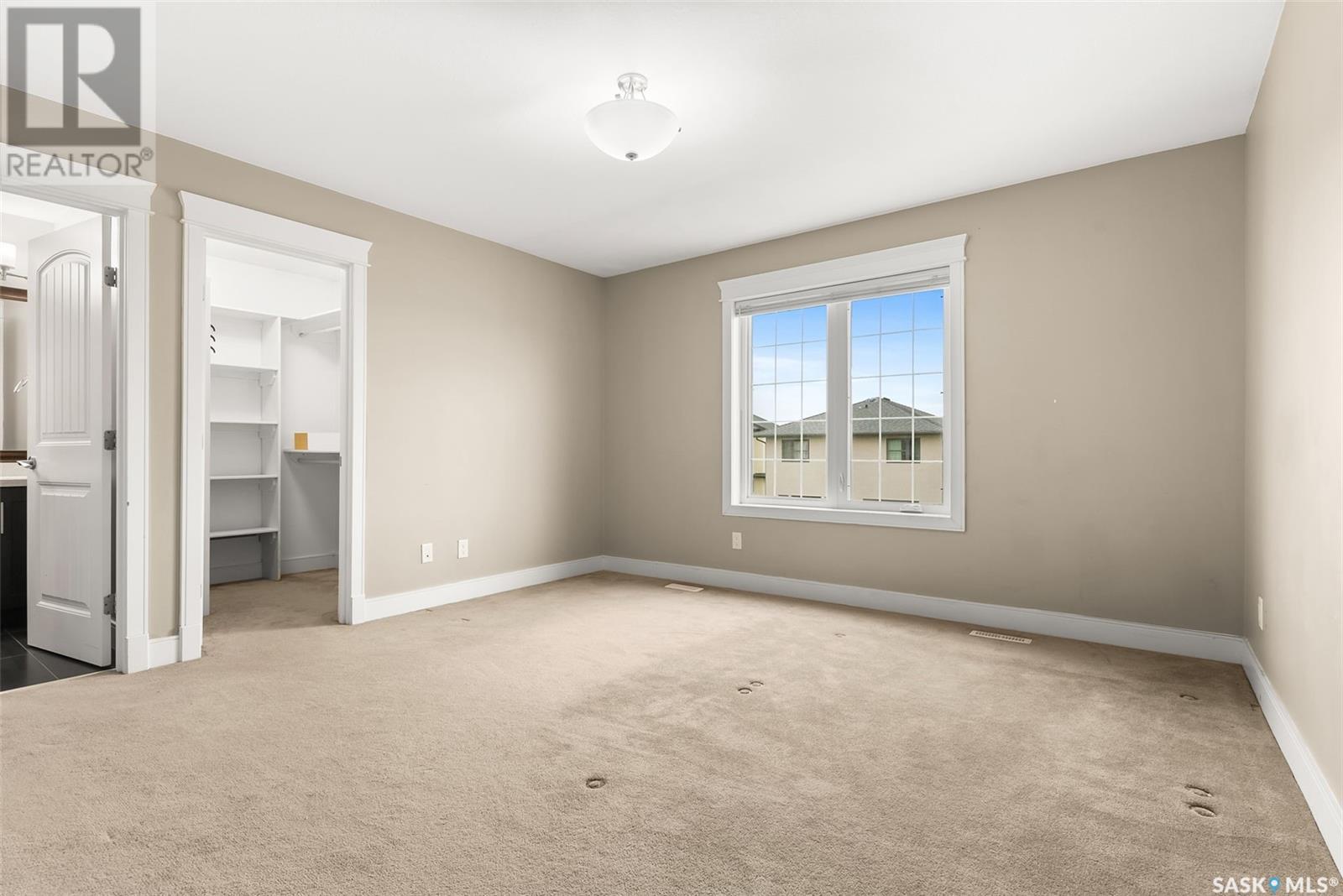 Photo 10 of 4634 Green Water Road E, Regina SK