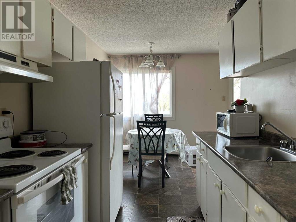 208, 7 Clearwater Crescent, Fort McMurray, Alberta
