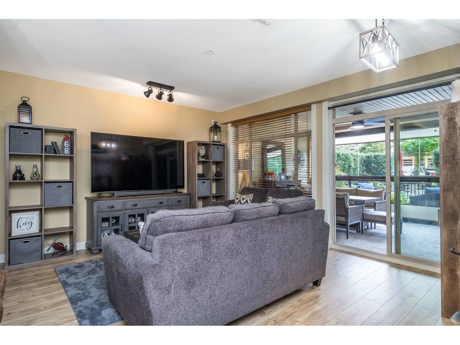 112 2860 TRETHEWEY STREET, Abbotsford real estate listing R3004969