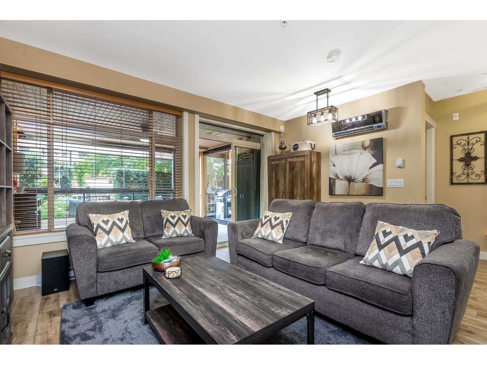 112 2860 TRETHEWEY STREET, Abbotsford real estate listing R3004969
