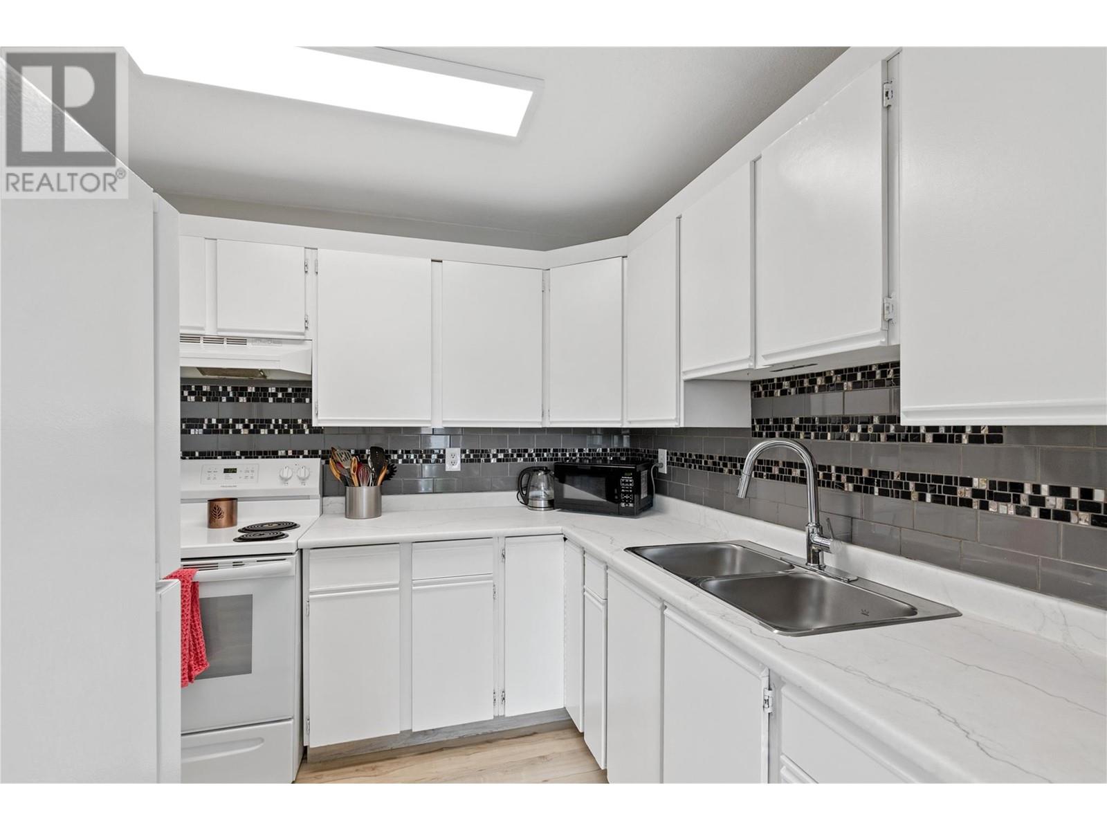 #229 4202 ALEXIS PARK DRIVE - Image 8