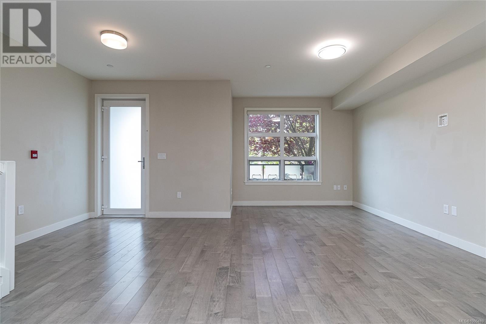 #102 4000 SHELBOURNE ST - Image 14