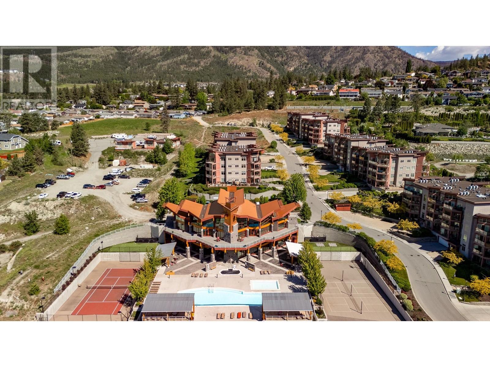 201 3211 Skyview Lane, West Kelowna