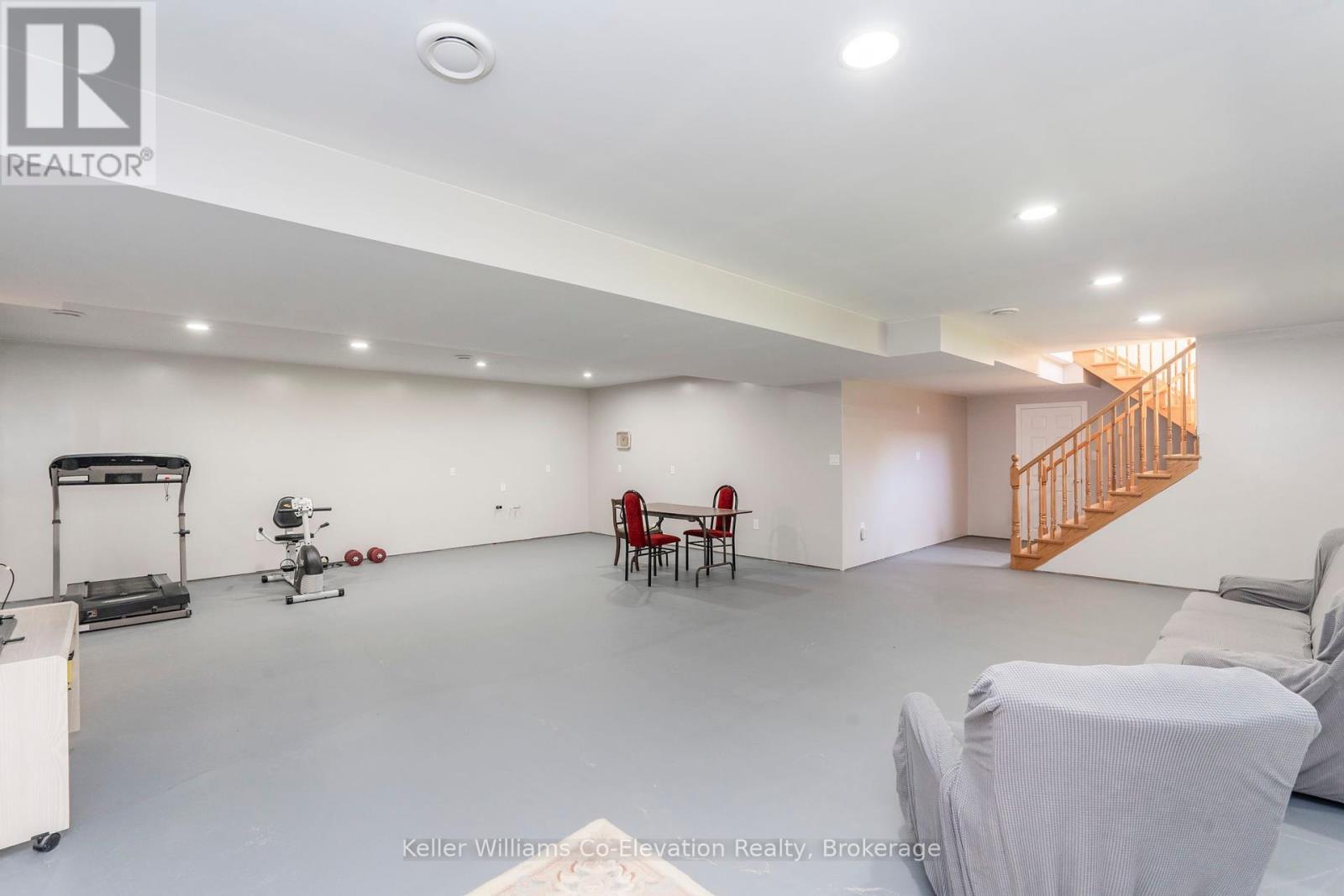 Photo 18 of 115 Mitchells Beach Road, Tay ON