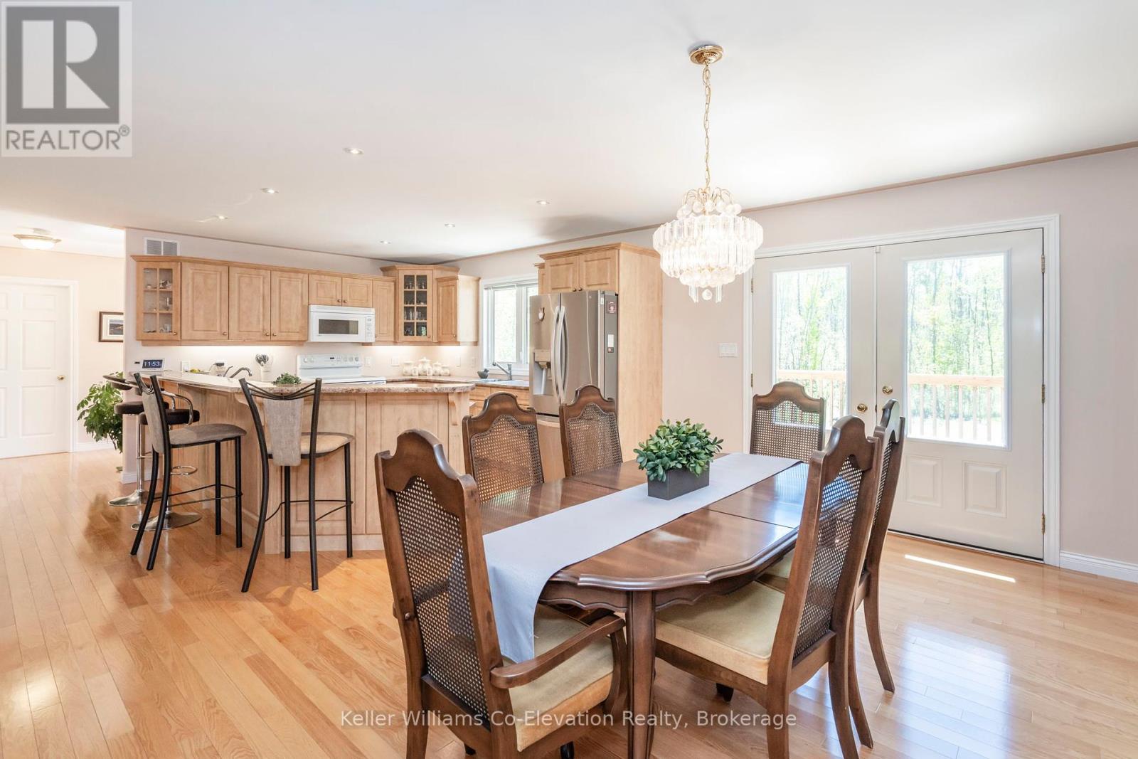 Photo 9 of 115 Mitchells Beach Road, Tay ON