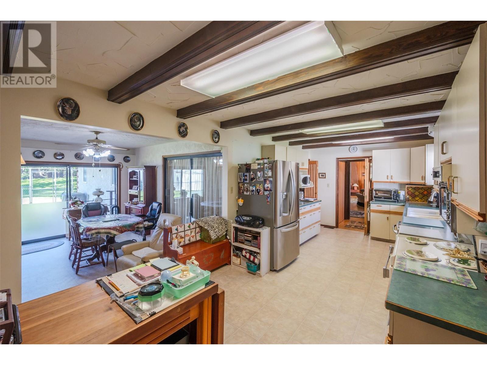 1209 LAKESHORE Drive, Osoyoos