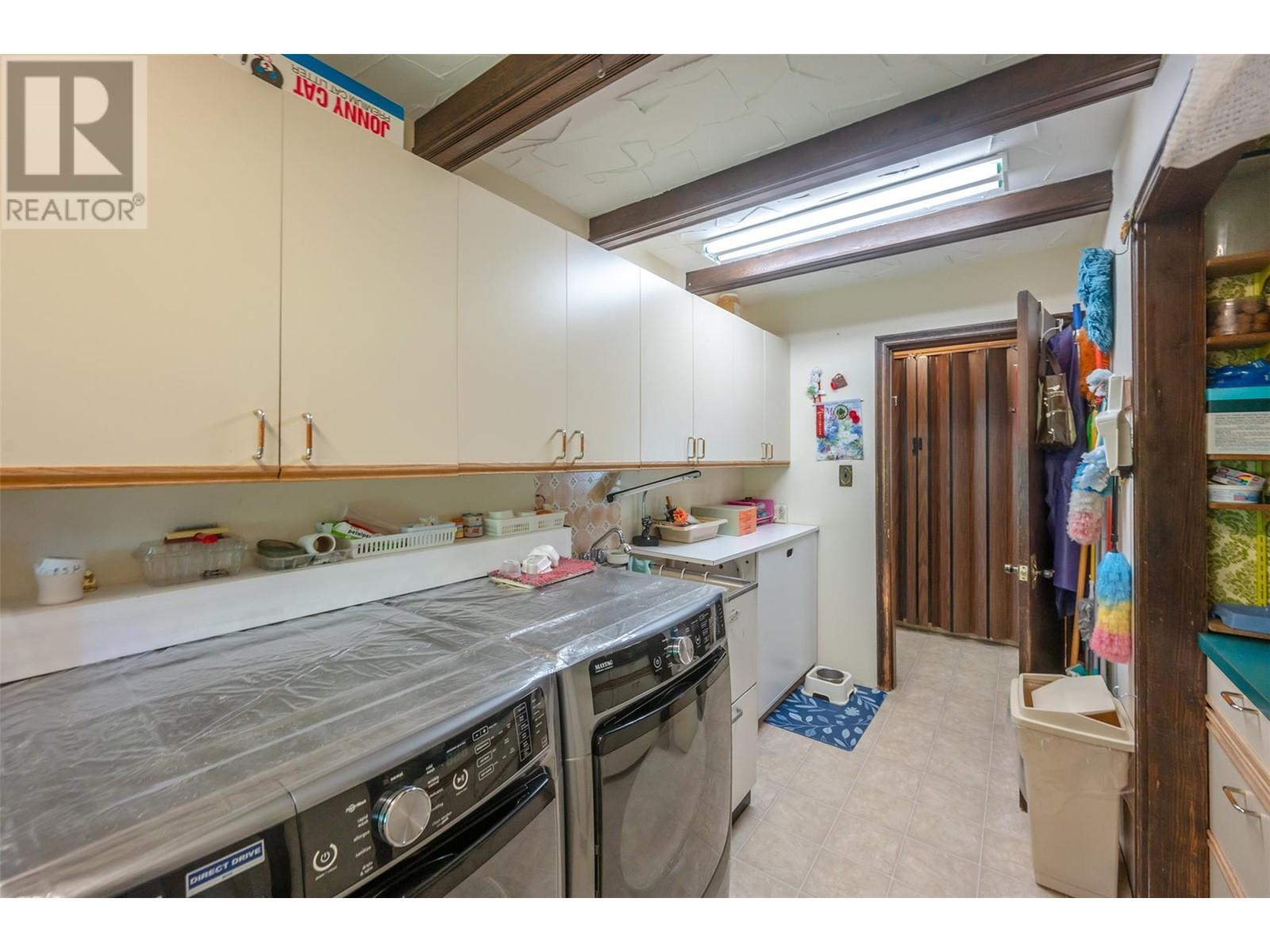 1209 LAKESHORE Drive, Osoyoos