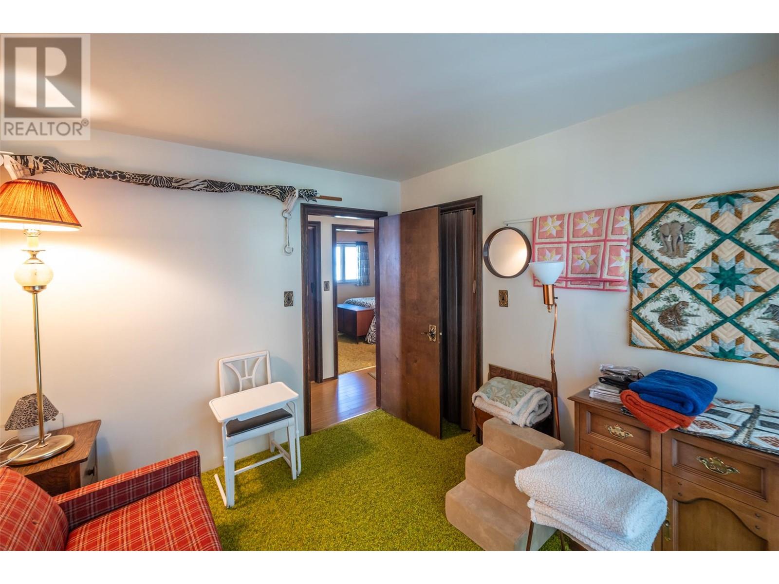 1209 LAKESHORE Drive, Osoyoos