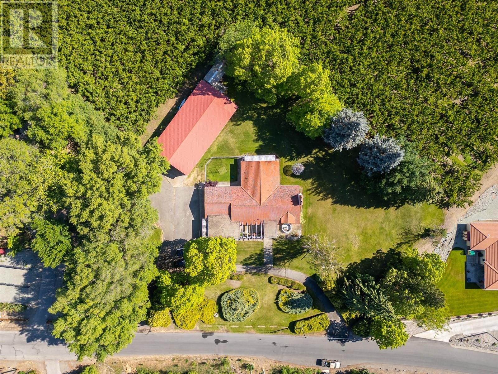 1209 LAKESHORE Drive, Osoyoos