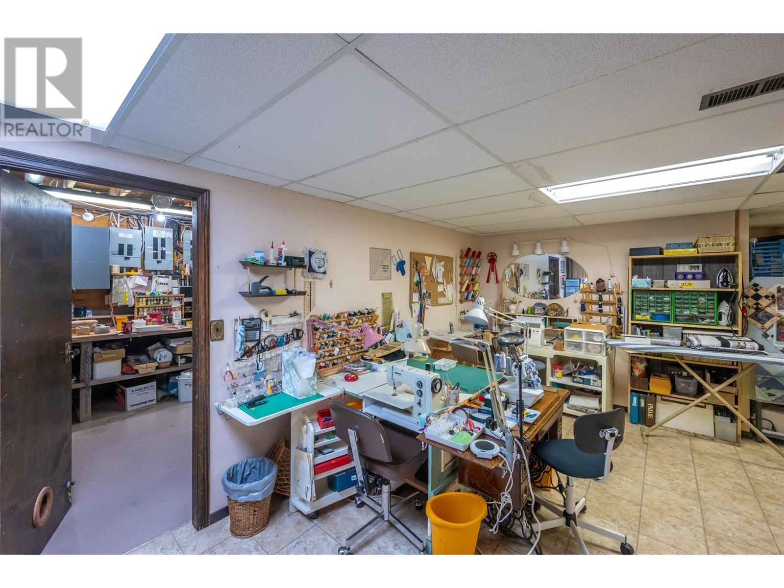 1209 LAKESHORE Drive, Osoyoos