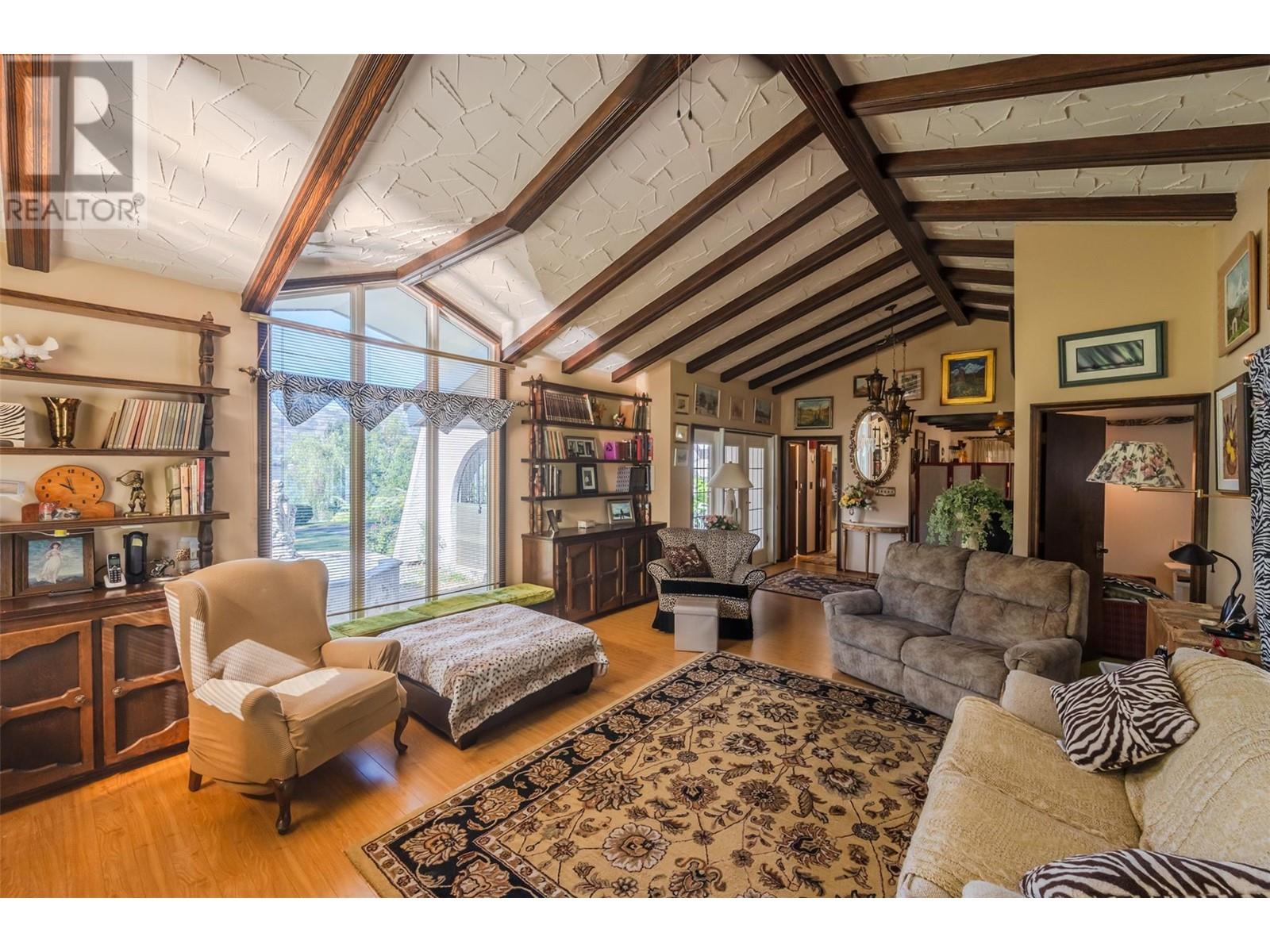 1209 LAKESHORE Drive, Osoyoos
