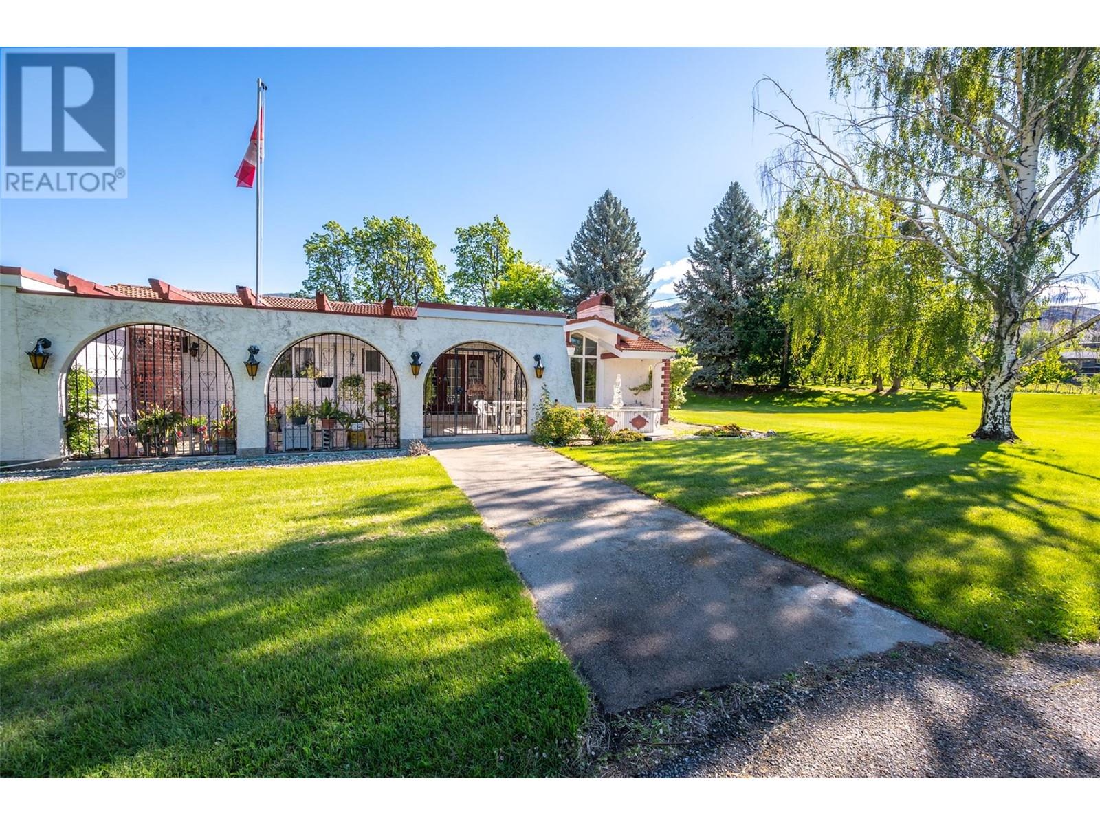 1209 LAKESHORE Drive, Osoyoos