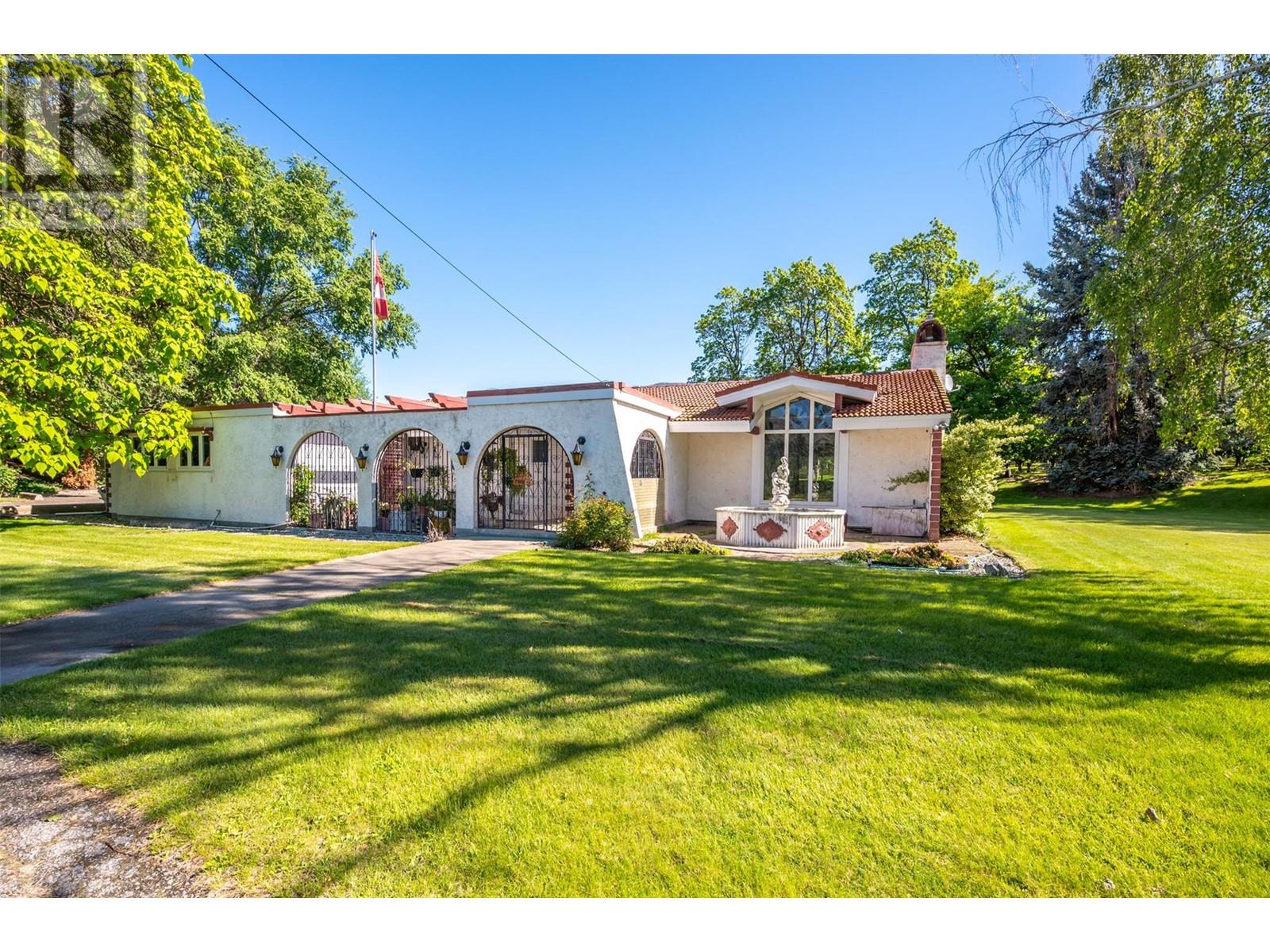 1209 LAKESHORE Drive, Osoyoos