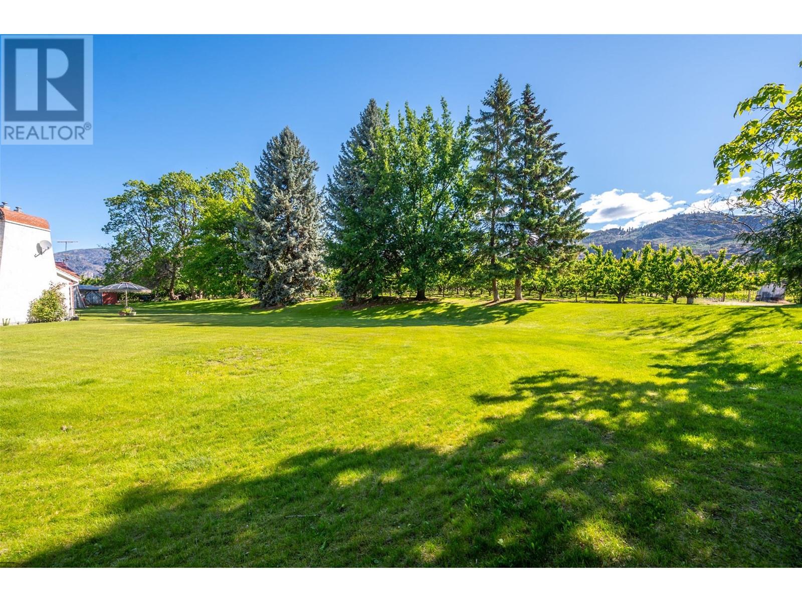 1209 LAKESHORE Drive, Osoyoos
