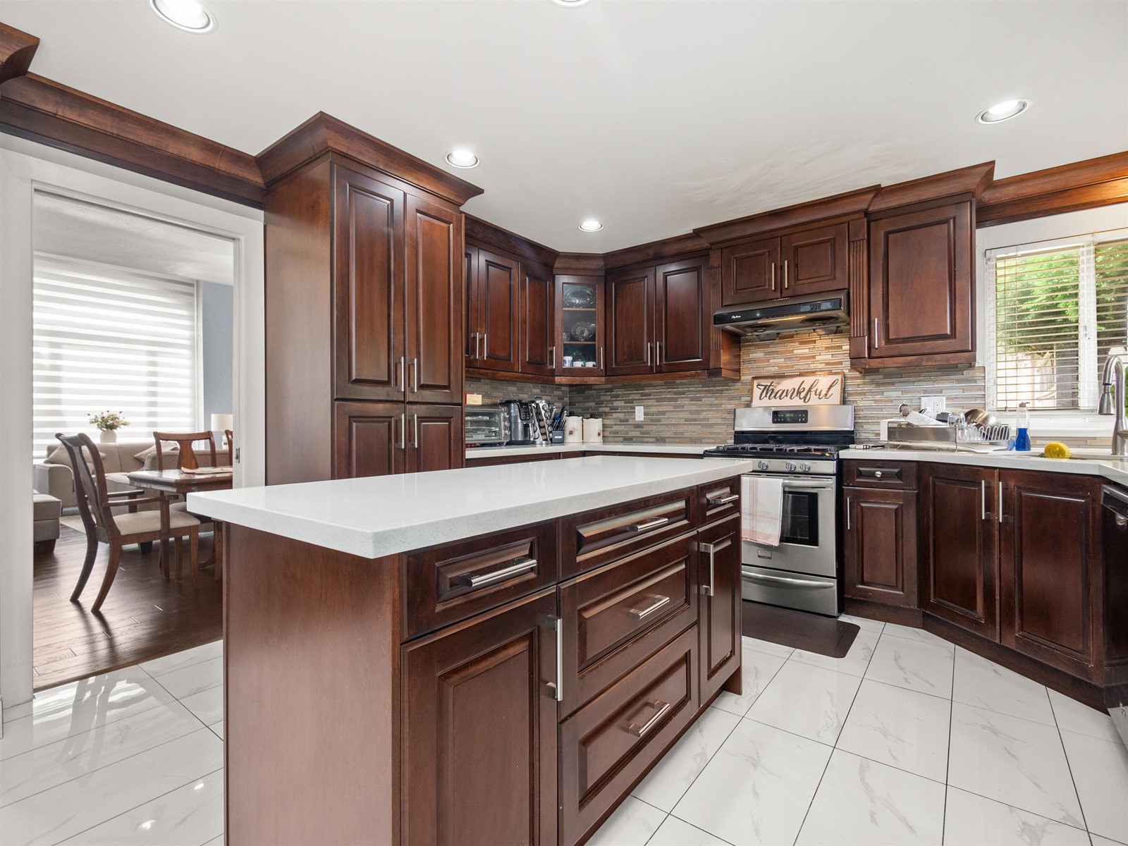 Photo 13 of 13751 58 Avenue, Surrey BC