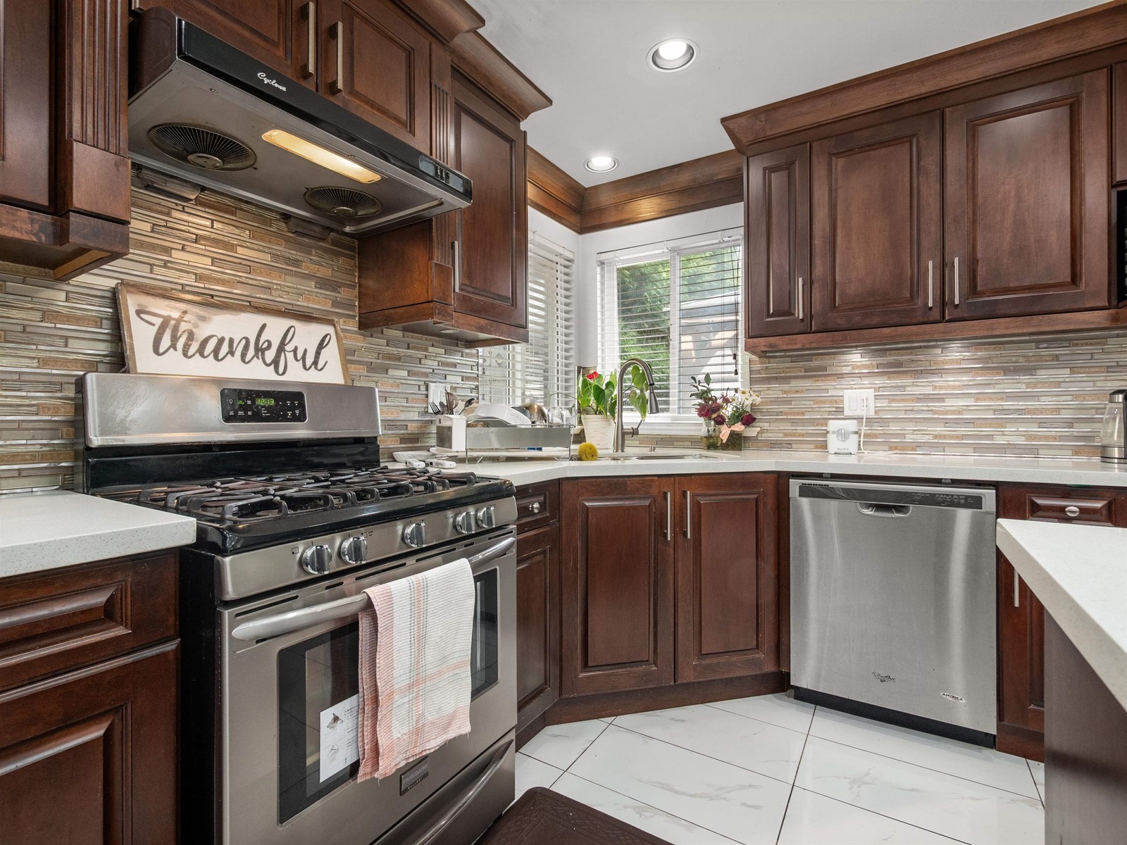 Photo 14 of 13751 58 Avenue, Surrey BC