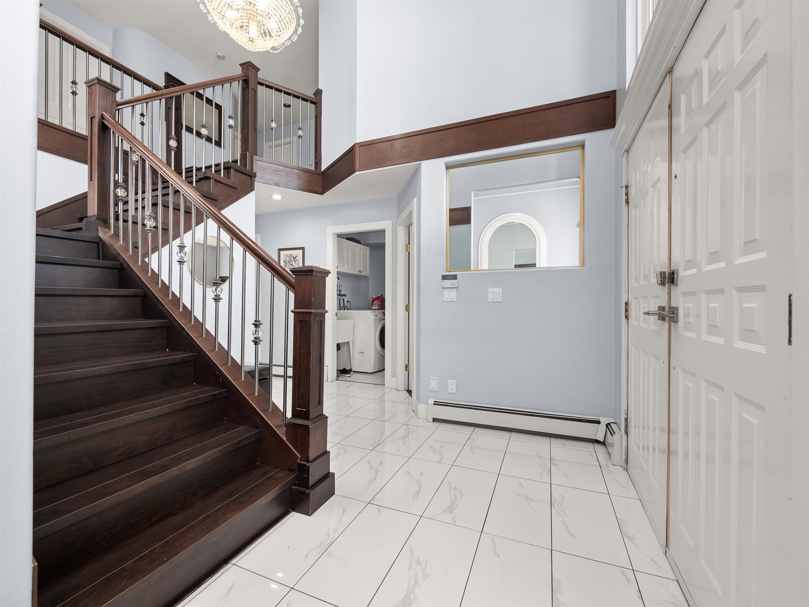 Photo 4 of 13751 58 Avenue, Surrey BC