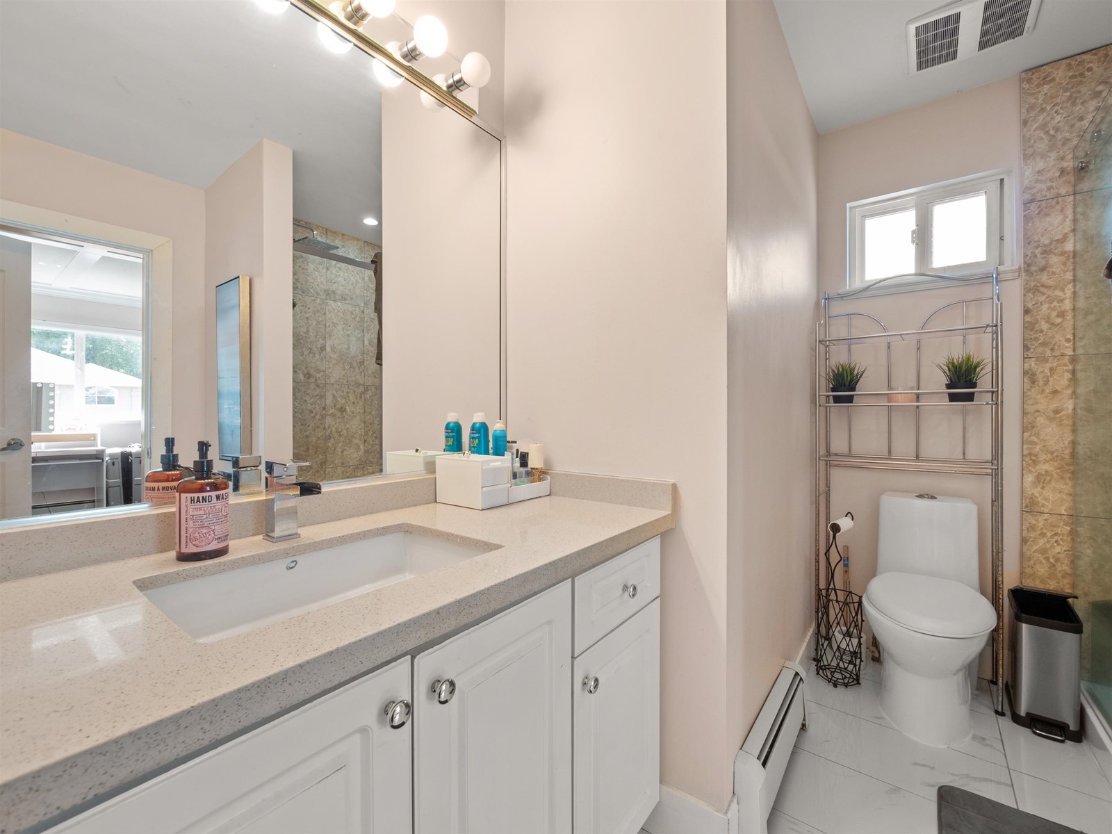 Photo 25 of 13751 58 Avenue, Surrey BC
