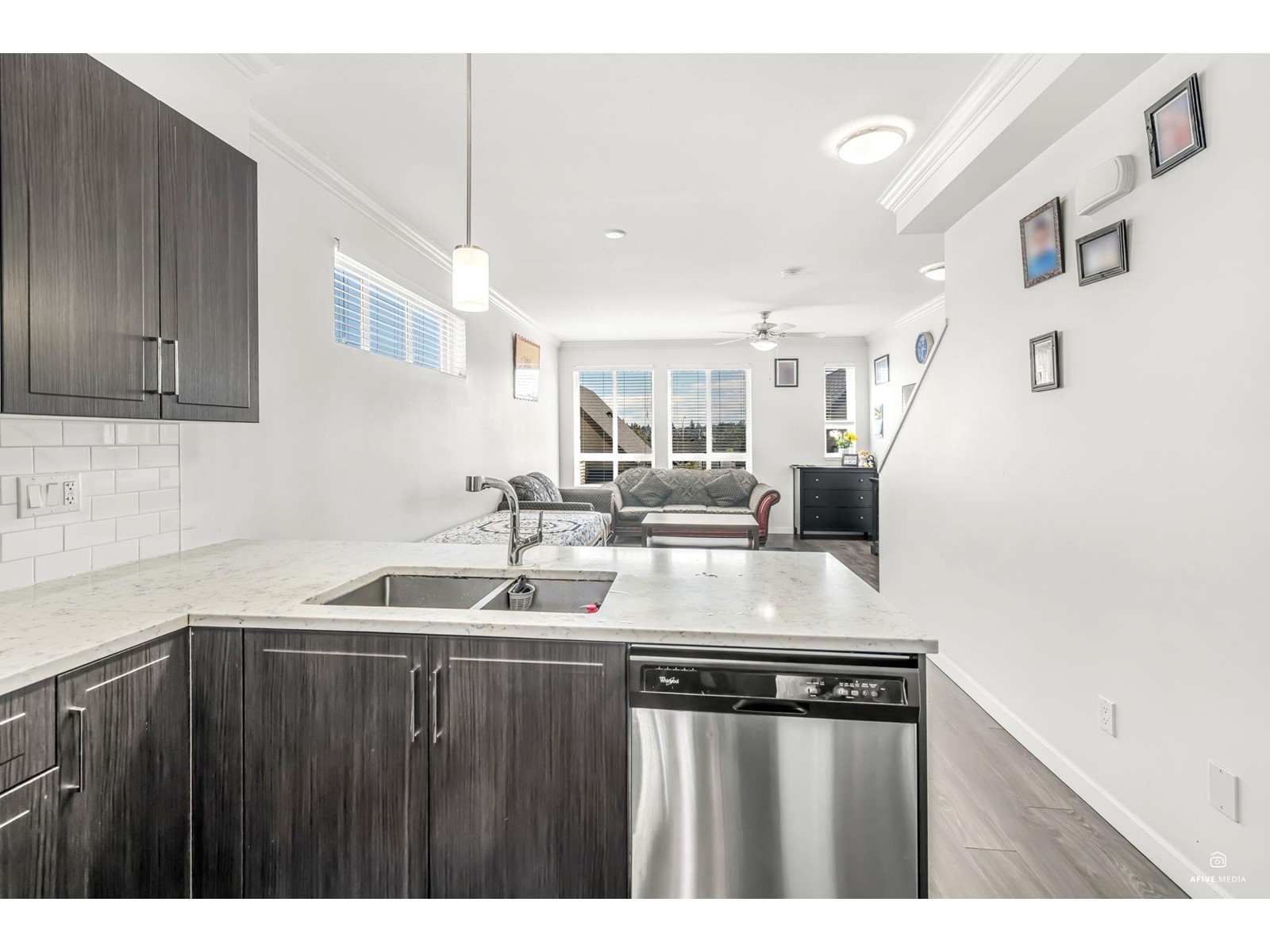 Photo 11 of 96 14555 68 Avenue, Surrey BC