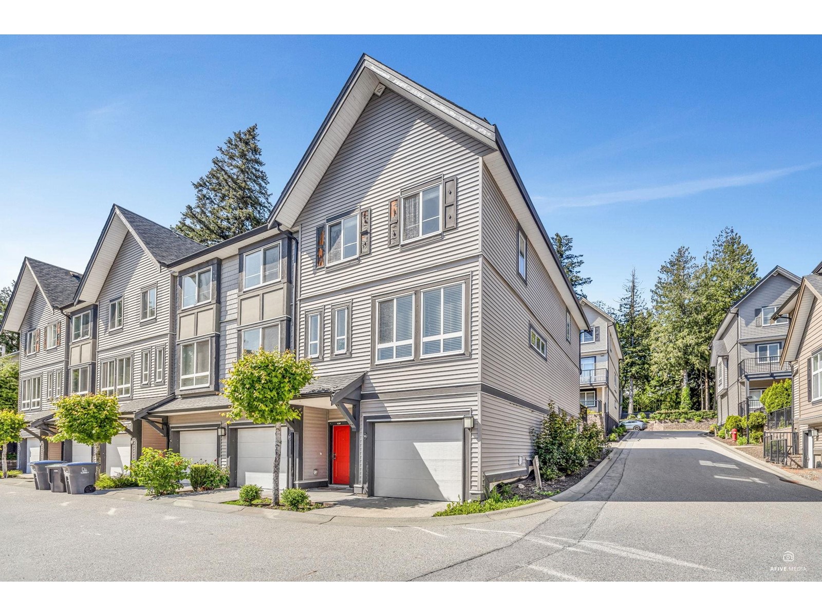 Photo 3 of 96 14555 68 Avenue, Surrey BC