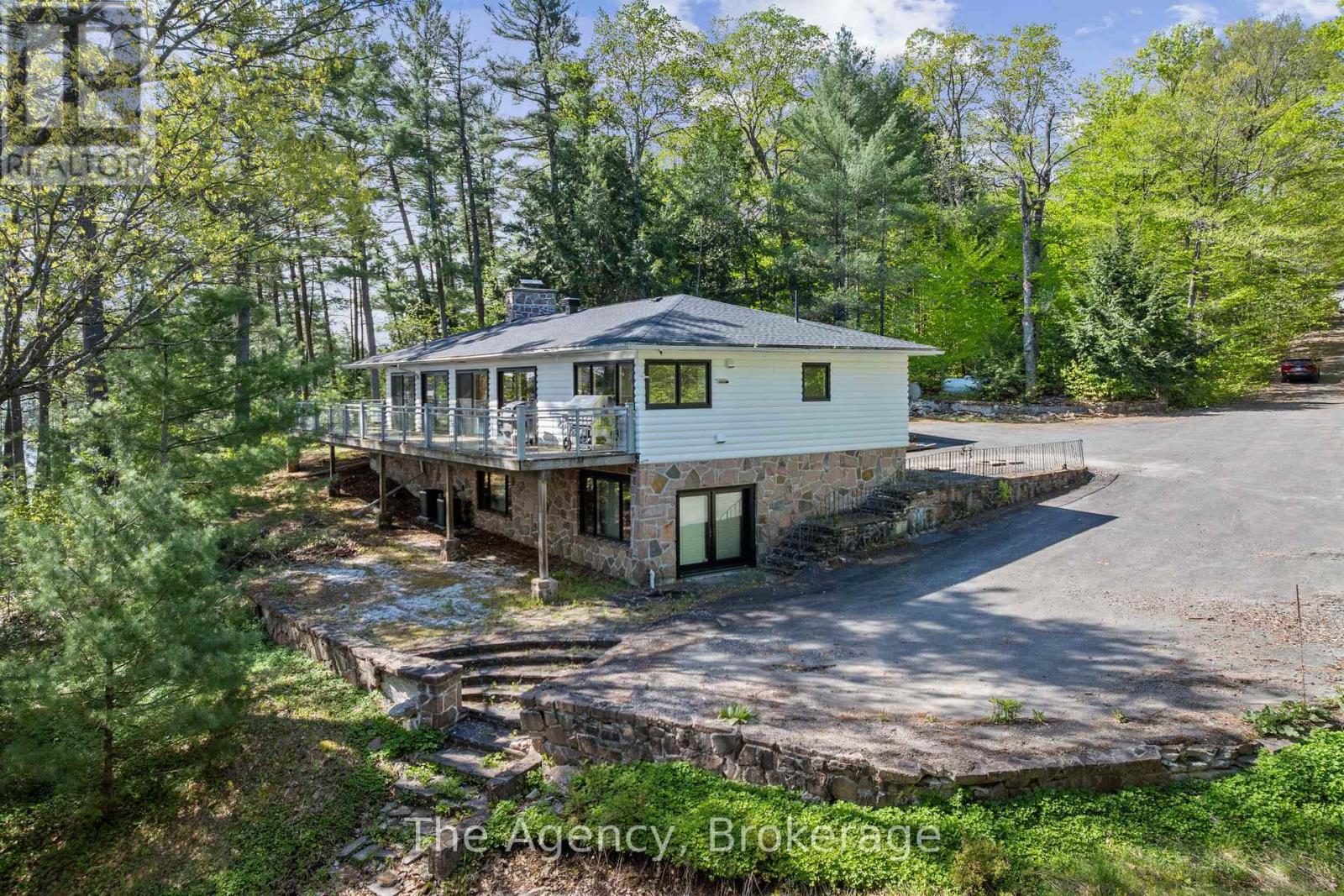 Photo 13 of 80 Tall Timbers Road, Seguin ON