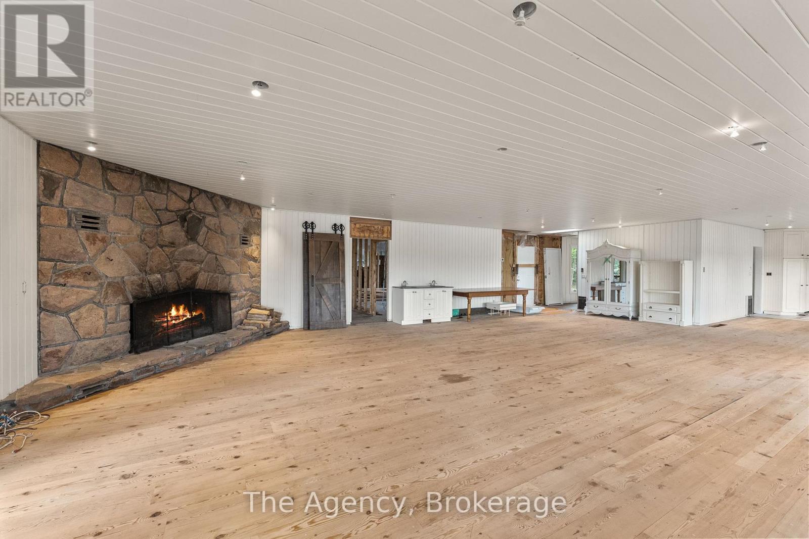 Photo 42 of 80 Tall Timbers Road, Seguin ON