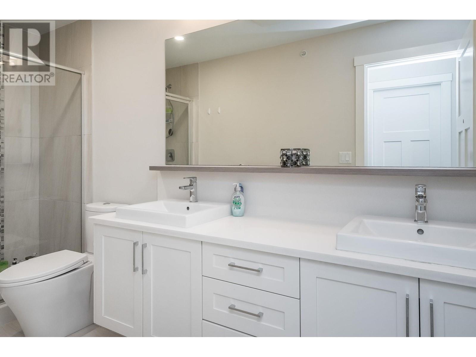 #203-1816 OSPREY Drive, Tsawwassen