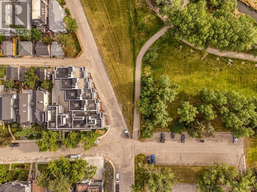 Single Family House for Sale in   Avenue NW Capitol Hill Calgary 