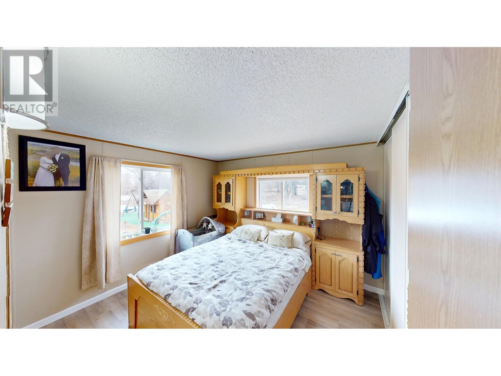 13610 WOLSEY SUBDIV, Charlie Lake