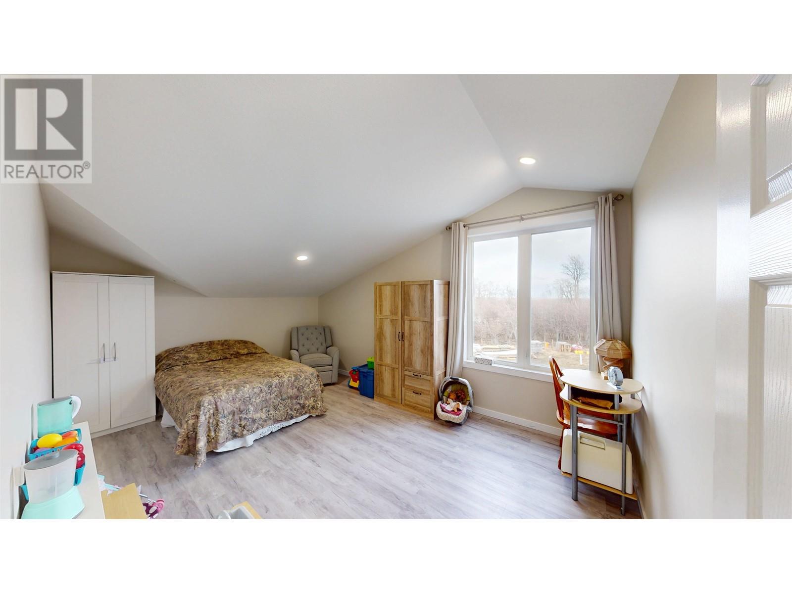 13610 WOLSEY SUBDIV, Charlie Lake